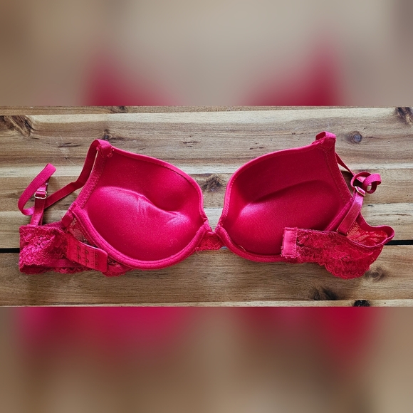 Kathy Ireland Red Lace / Satin Padded Bra - Size 34B - Picture 2 of 4